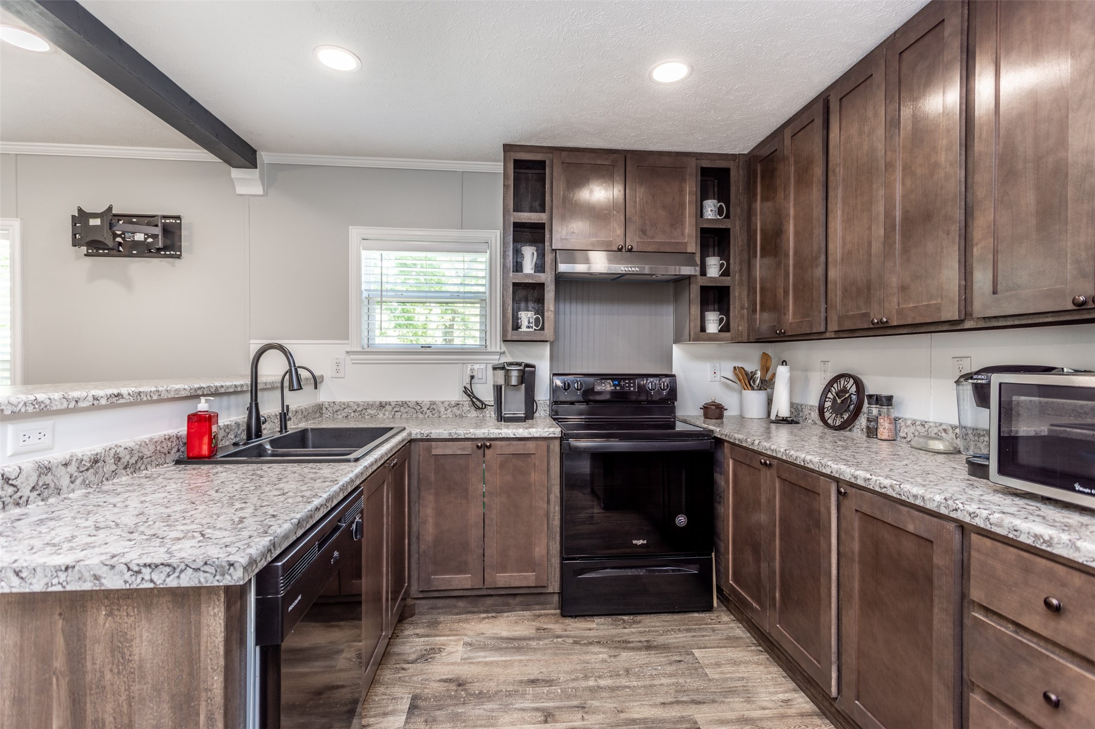 100 Shawnee Trail Road Whitesboro TX 76273