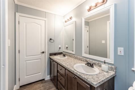 100 Shawnee Trail Road Whitesboro TX 76273