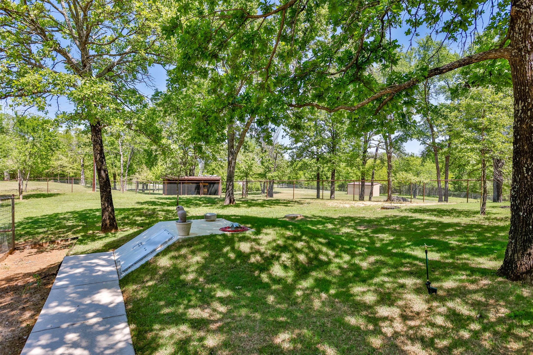 100 Shawnee Trail Road Whitesboro TX 76273