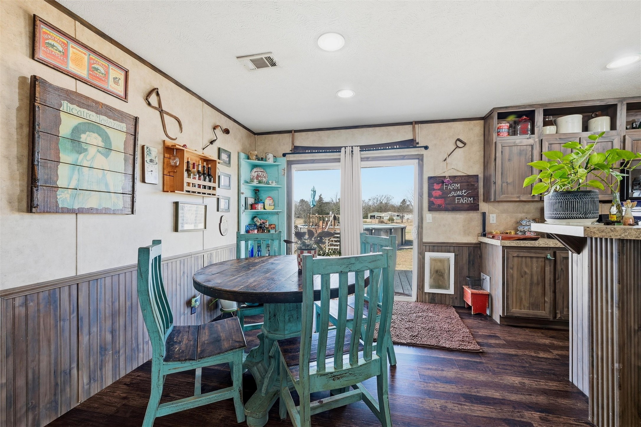 1949 Greer Road Sadler TX 76264