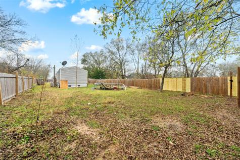 312 N Douglas Street Mart TX 76664