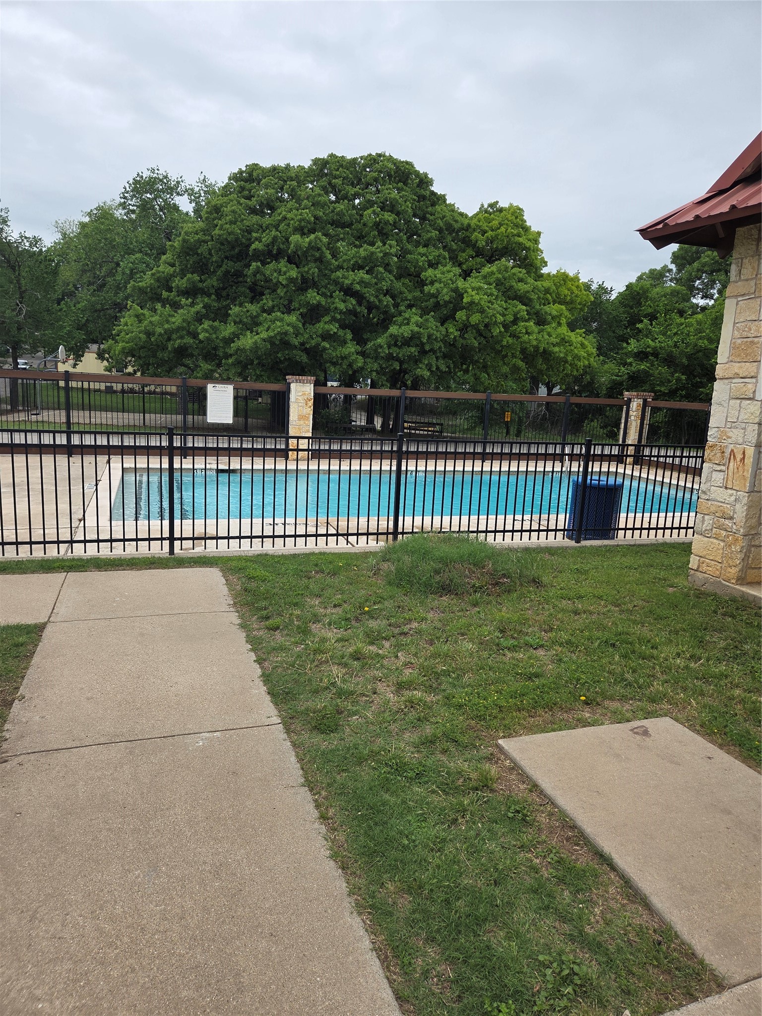 424 N Broadway Street Joshua TX 76058