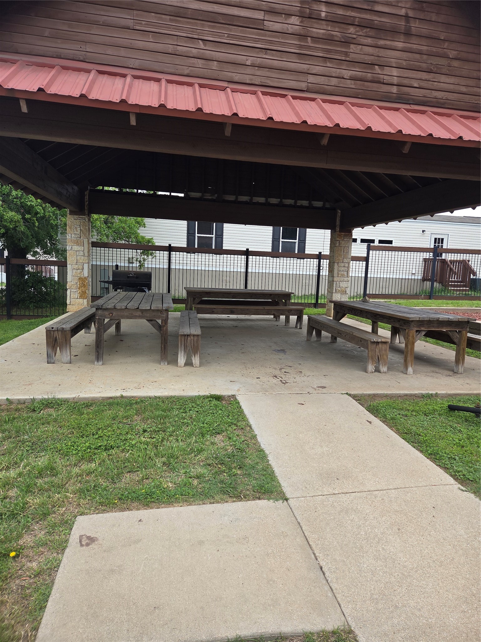 424 N Broadway Street Joshua TX 76058