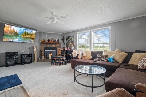 5909 Black Springs Lane Joshua TX 76058