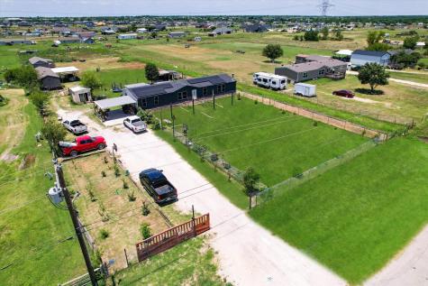 5909 Black Springs Lane Joshua TX 76058