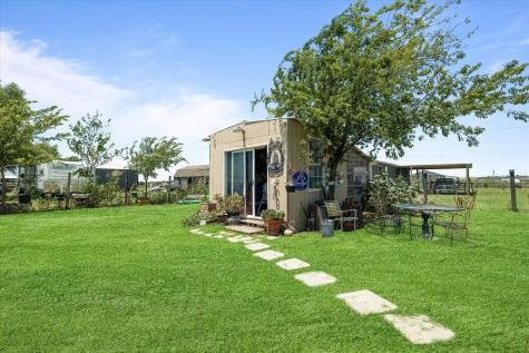 5909 Black Springs Lane Joshua TX 76058