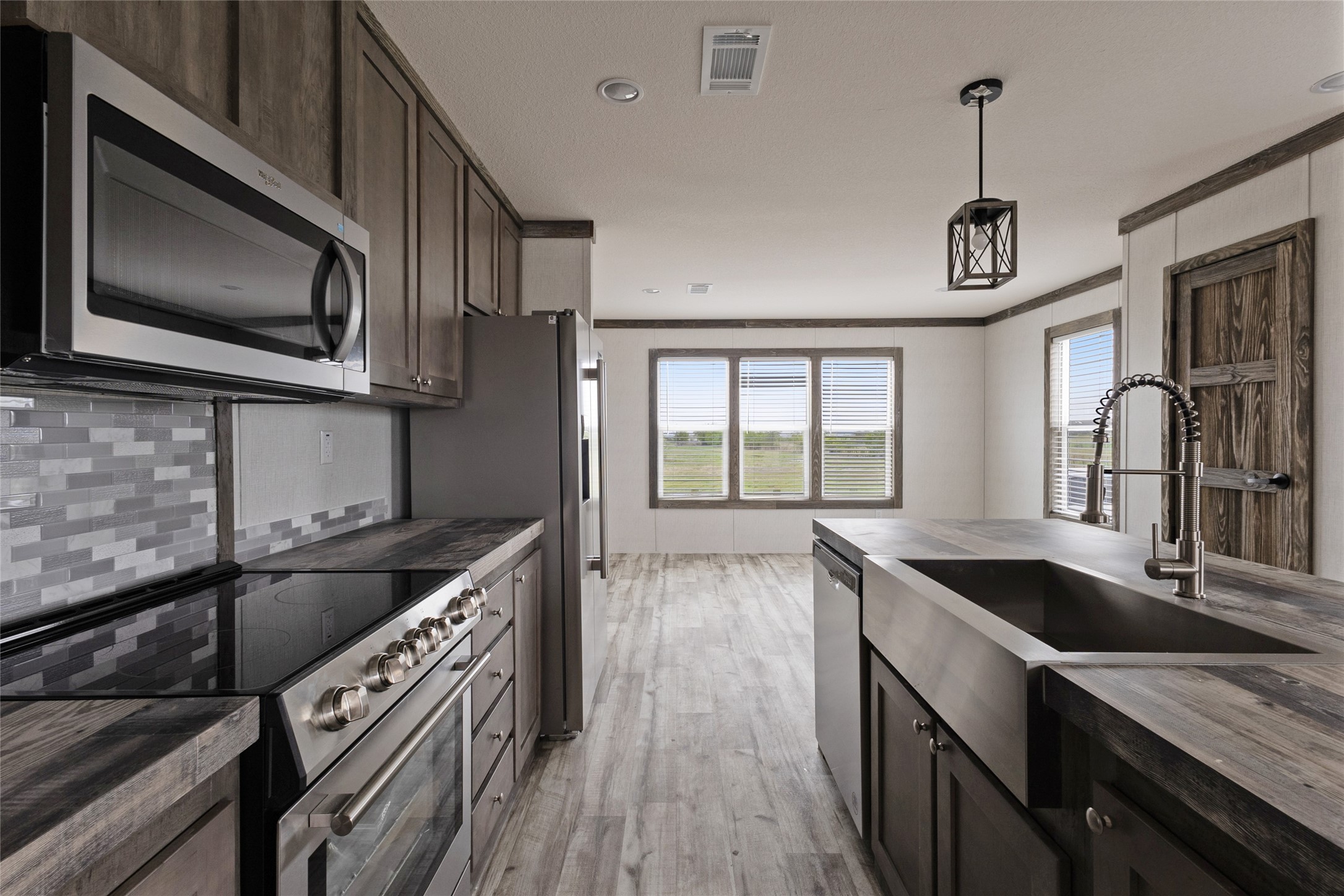 296 County Road 3215 Clifton TX 76634