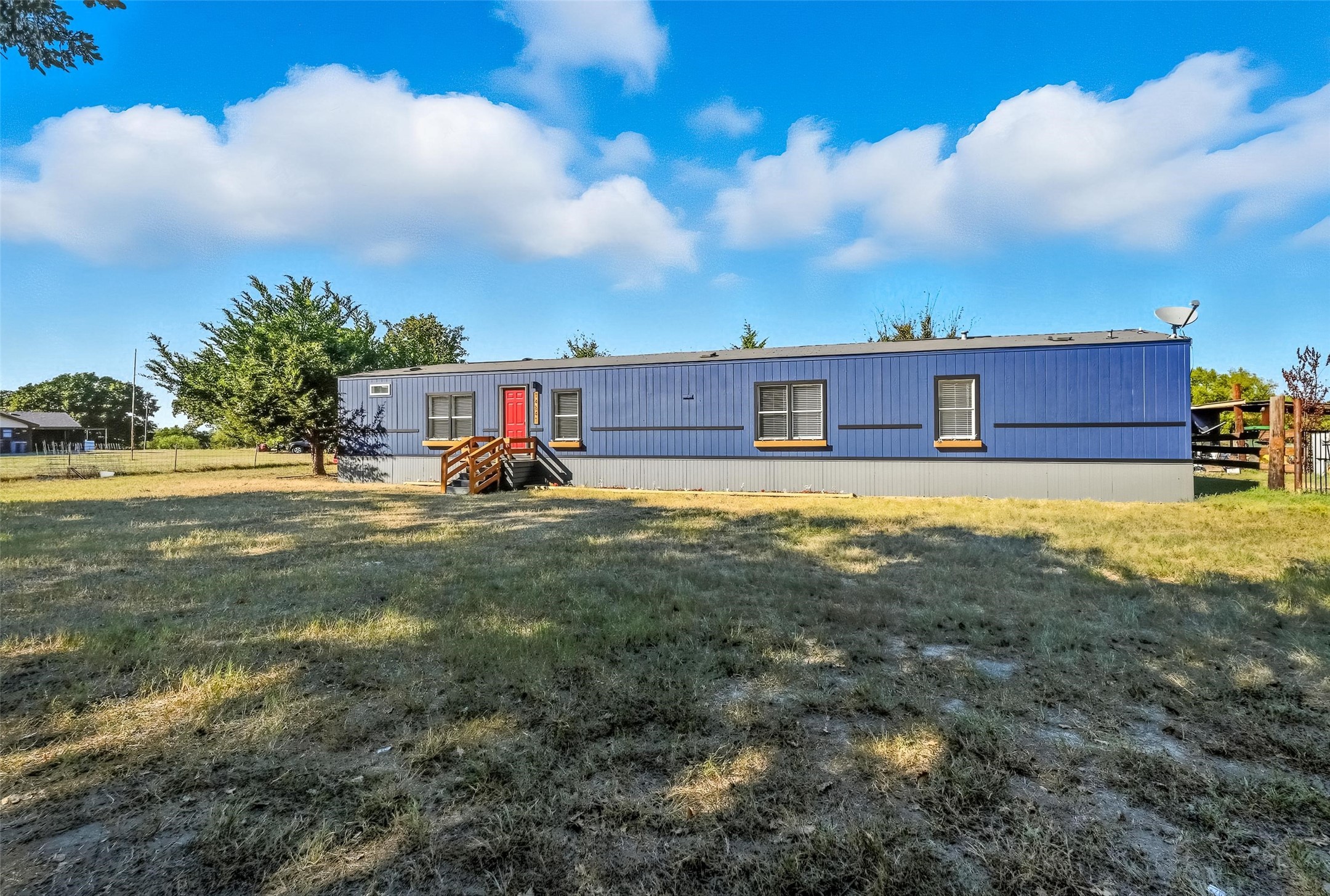 14841 County Road 4060 Scurry TX 75158