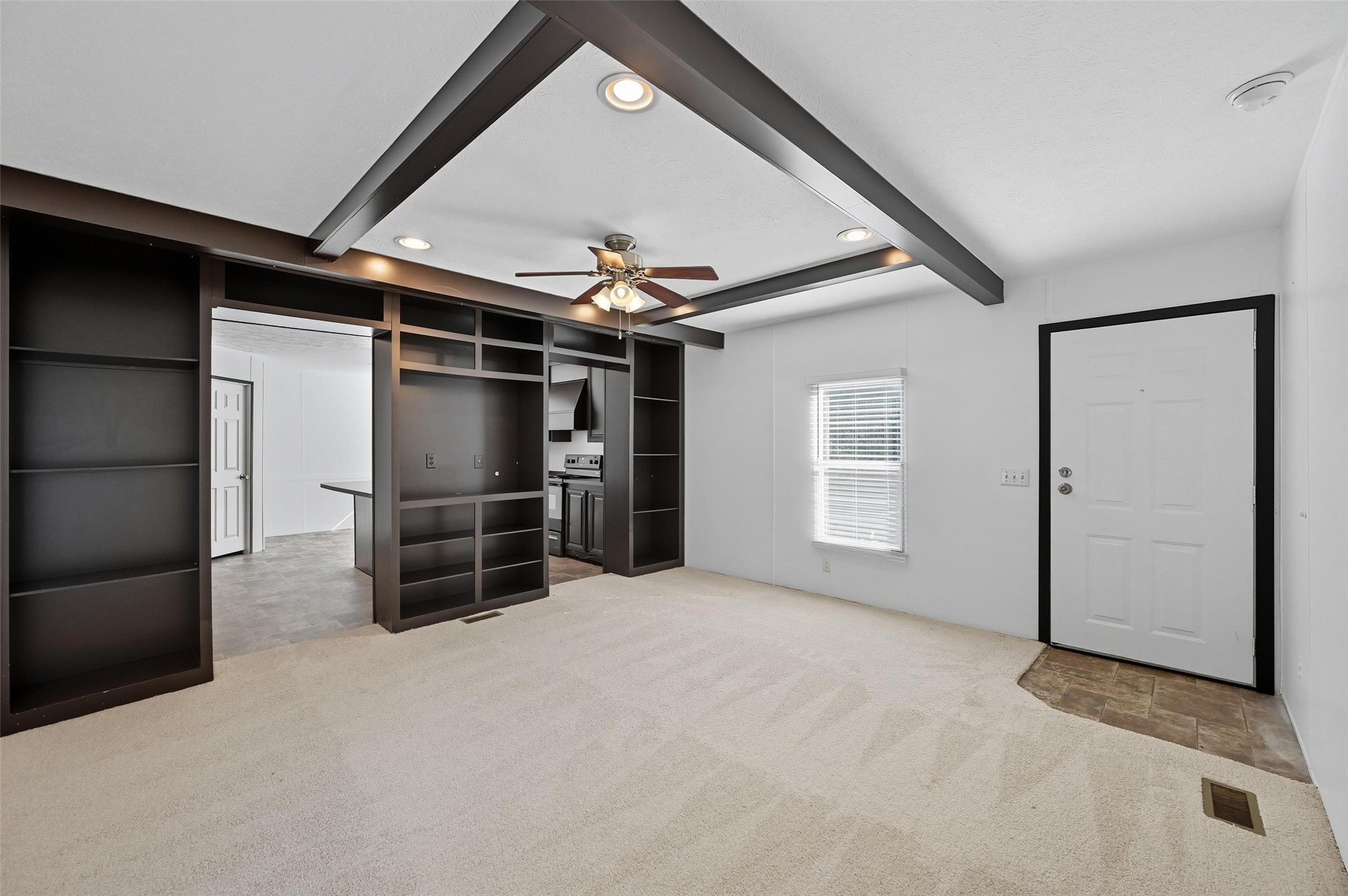 14841 County Road 4060 Scurry TX 75158