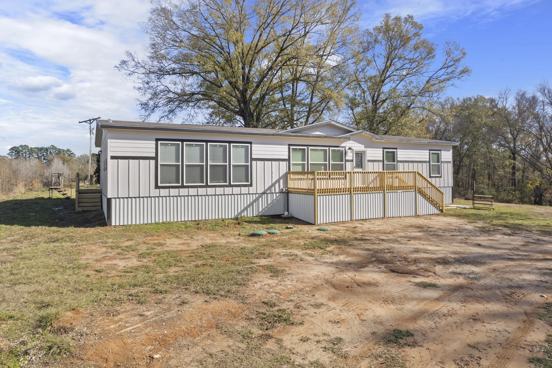 13521 Fm 130 Hughes Springs TX 75656