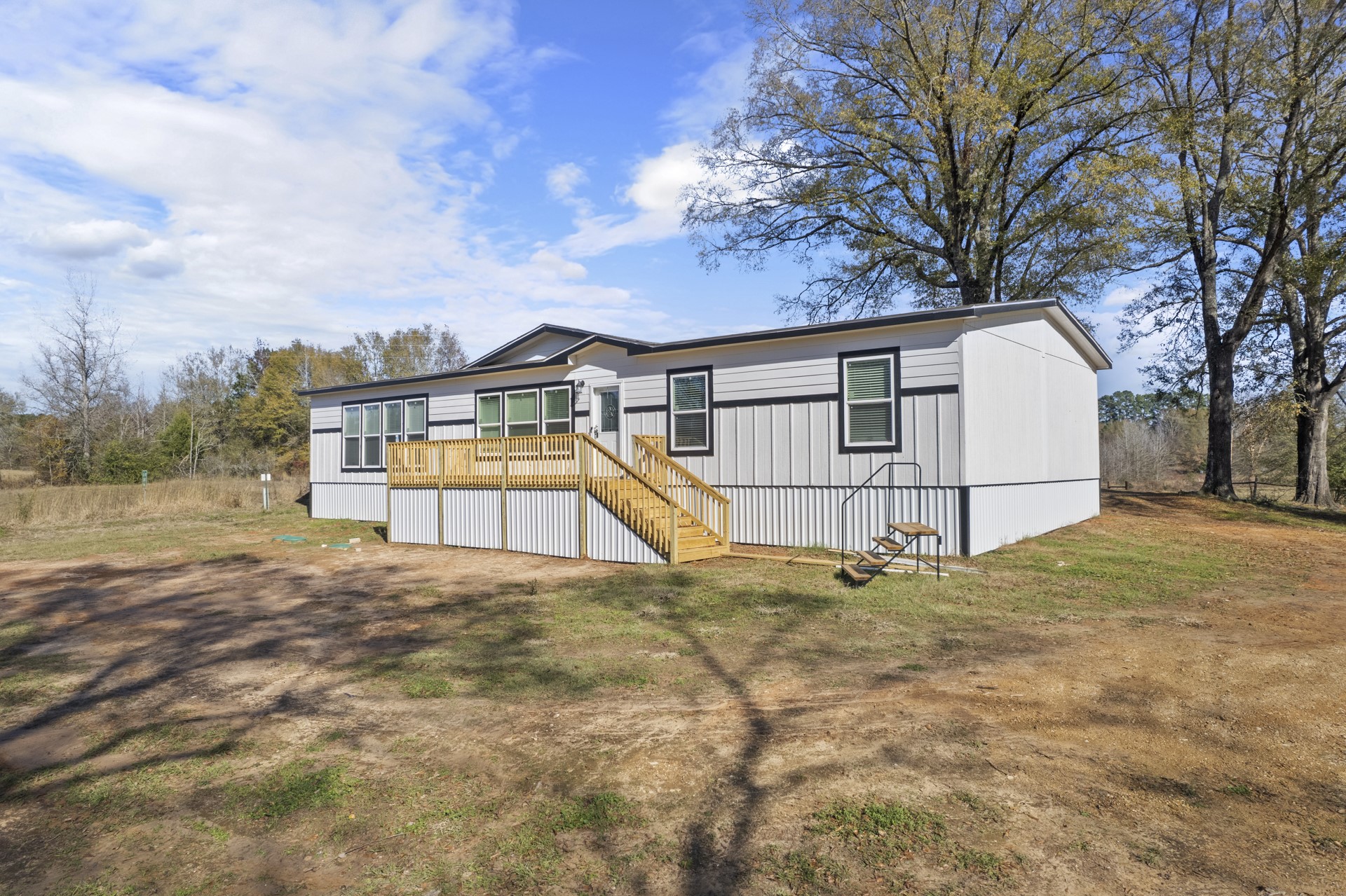 13521 Fm 130 Hughes Springs TX 75656