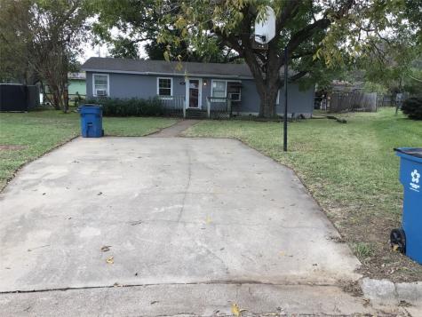 804 Maine Street Keene TX 76059