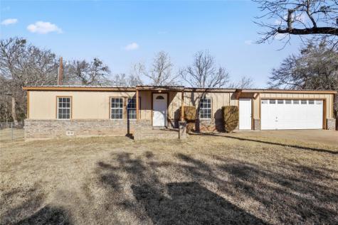 526 Blue Jay Court Granbury TX 76049