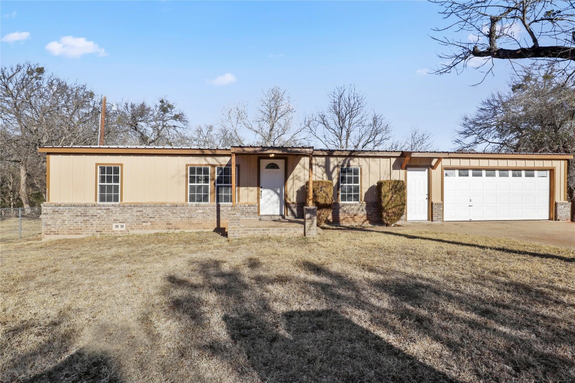 526 Blue Jay Court Granbury TX 76049