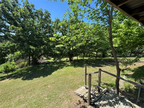 1135 Ira Ward Lane Gainesville TX 76240