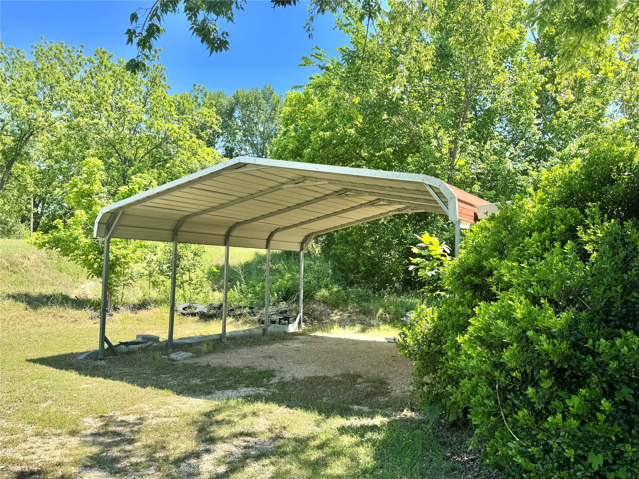 1135 Ira Ward Lane Gainesville TX 76240