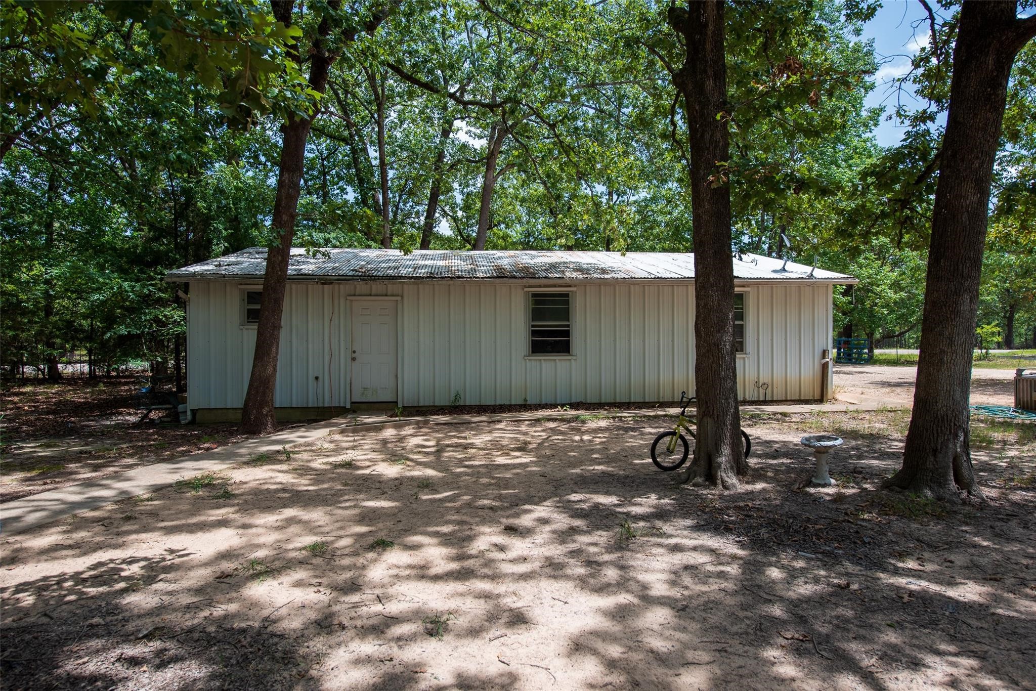 6475 Farm Road 1500 Paris TX 75460