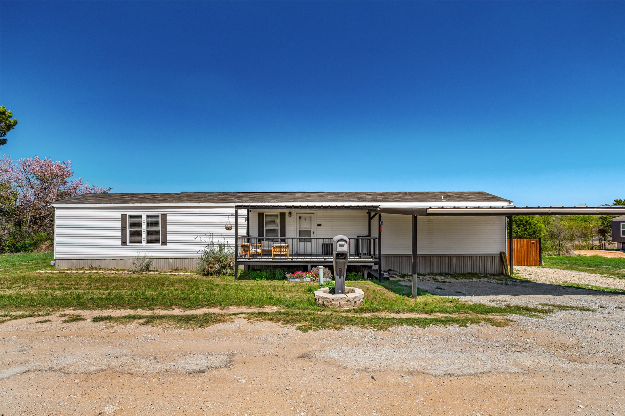 4400 Montana Trail Granbury TX 76048