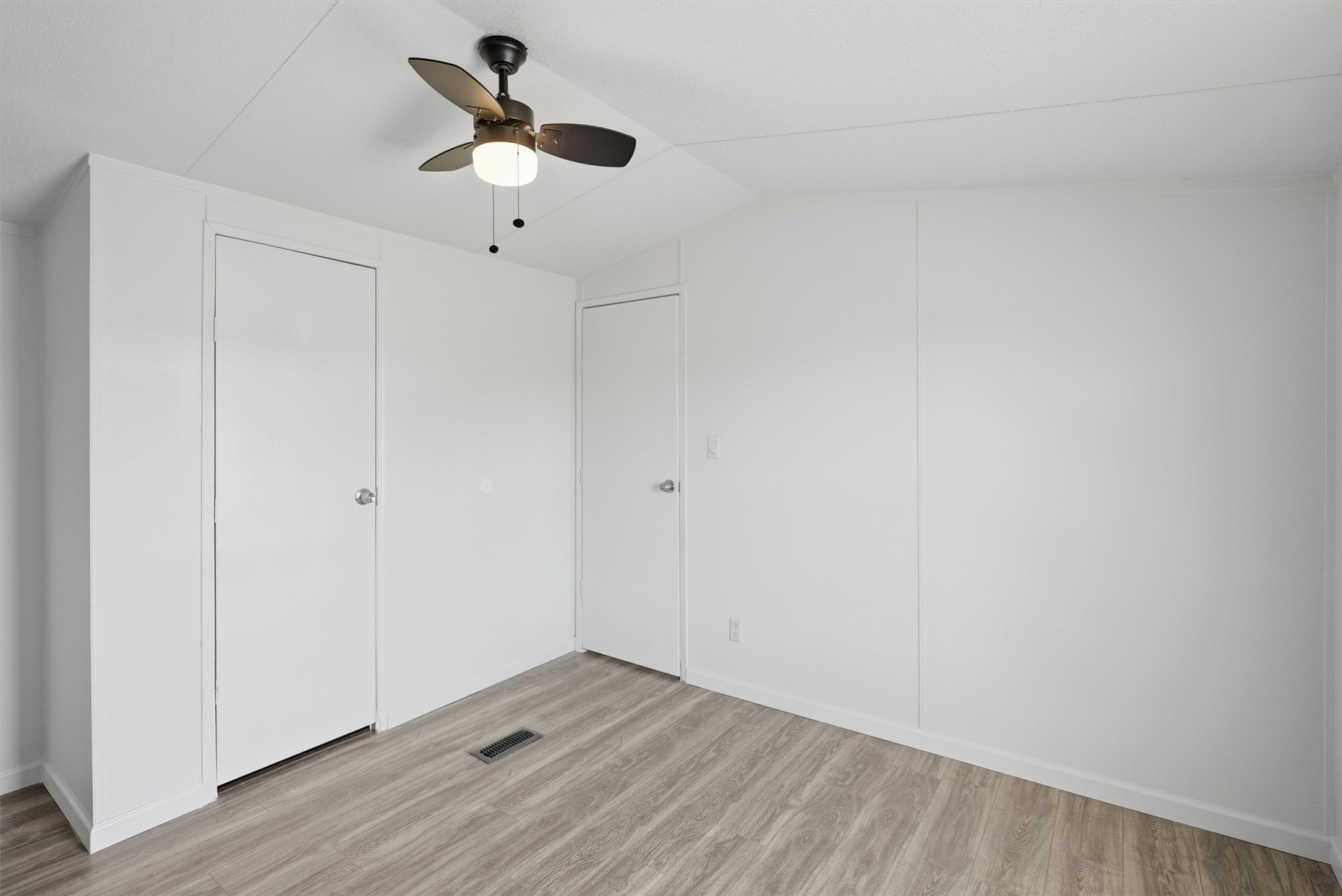 902 Flamingo Granbury TX 76049