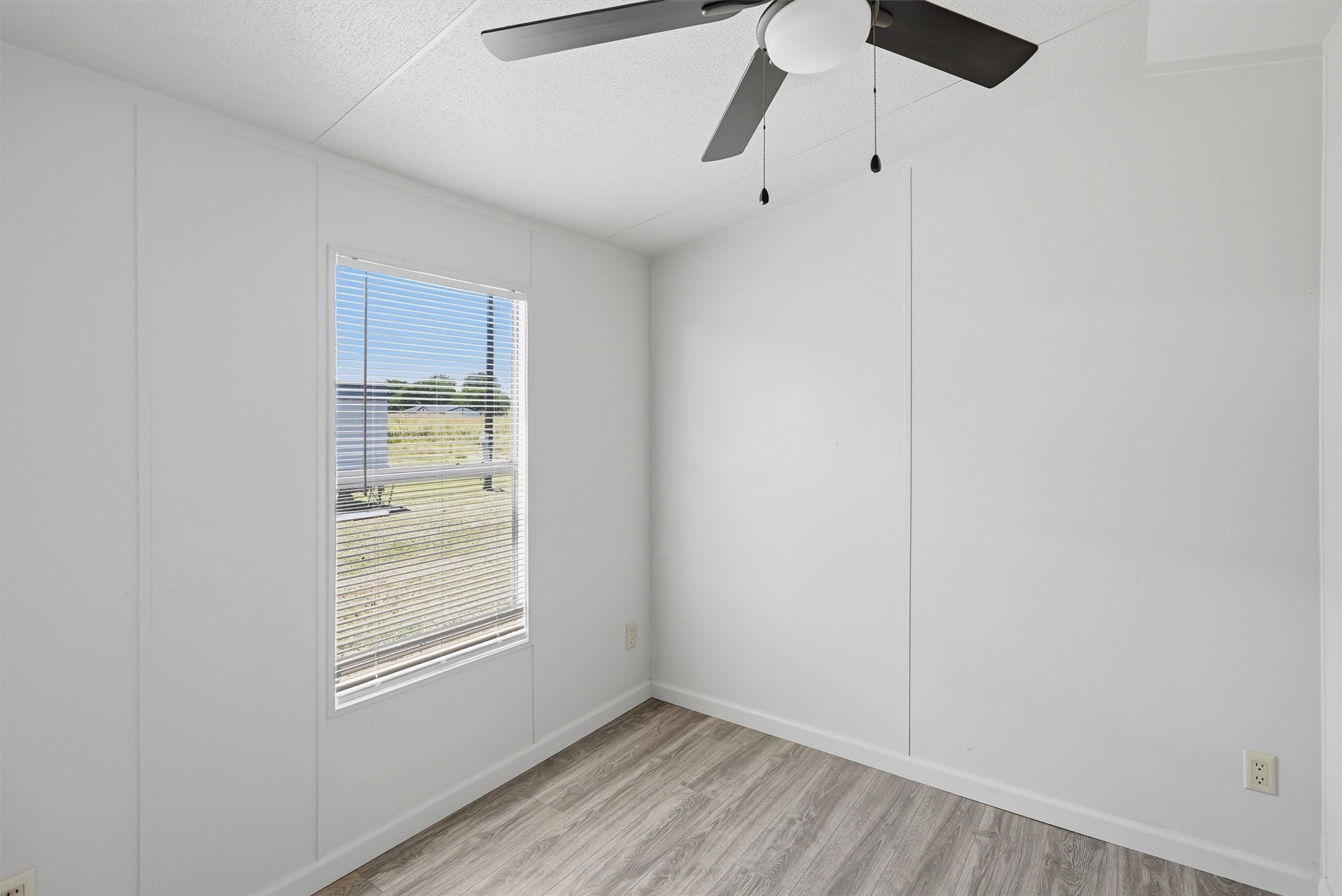 902 Flamingo Granbury TX 76049