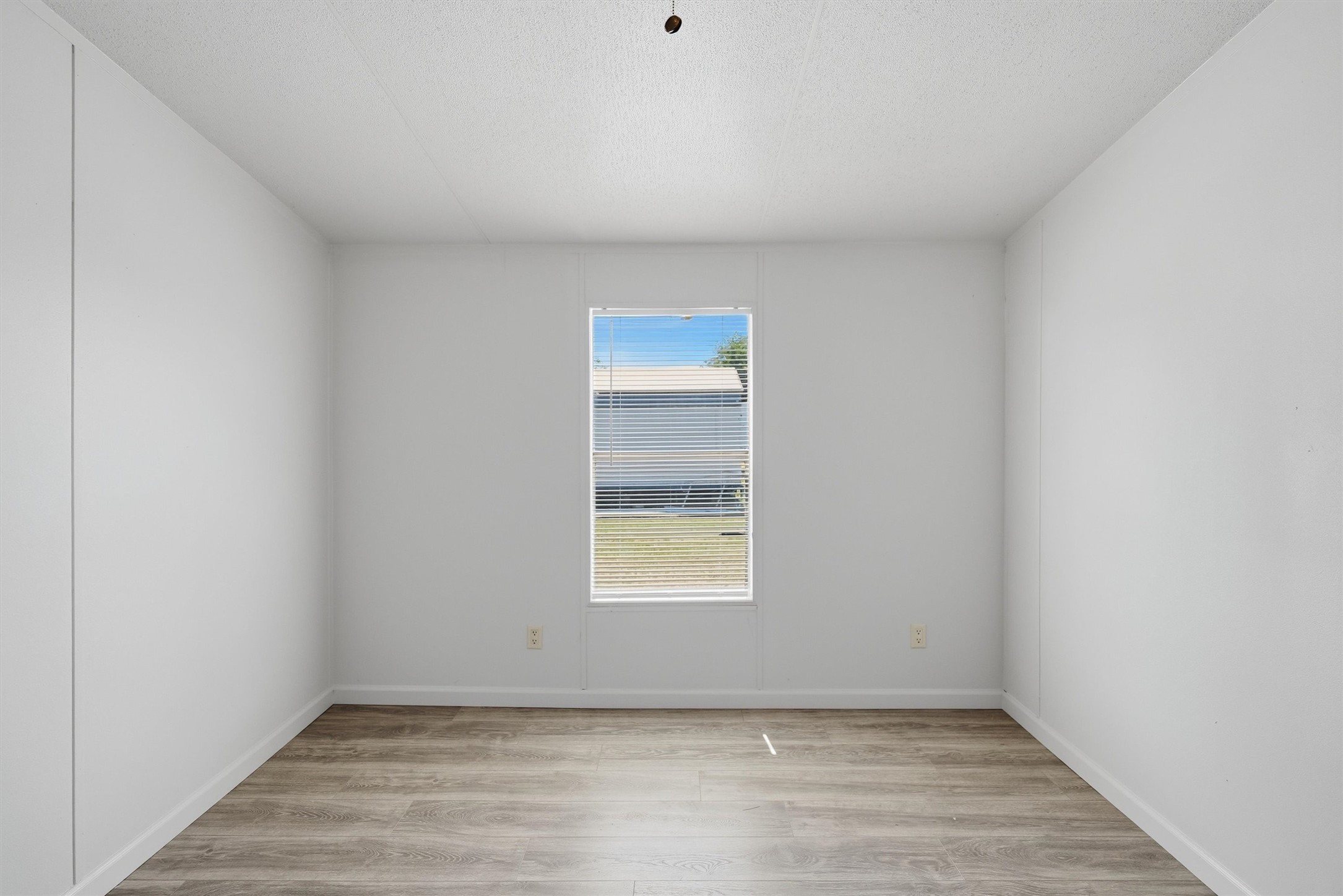 902 Flamingo Granbury TX 76049