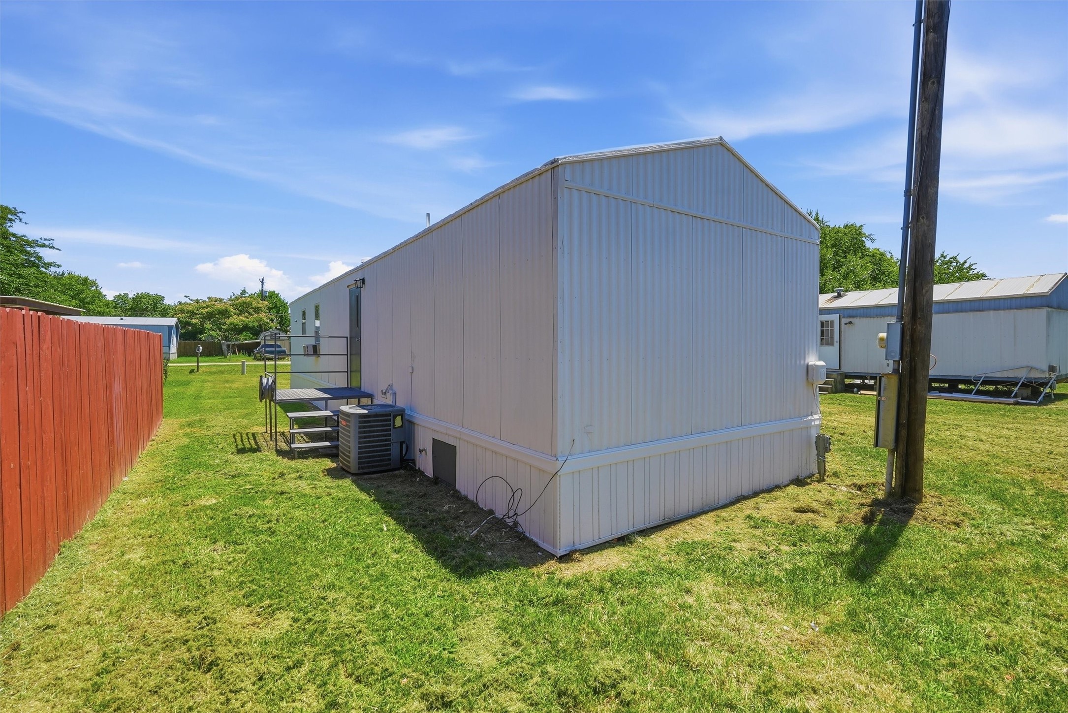 902 Flamingo Granbury TX 76049