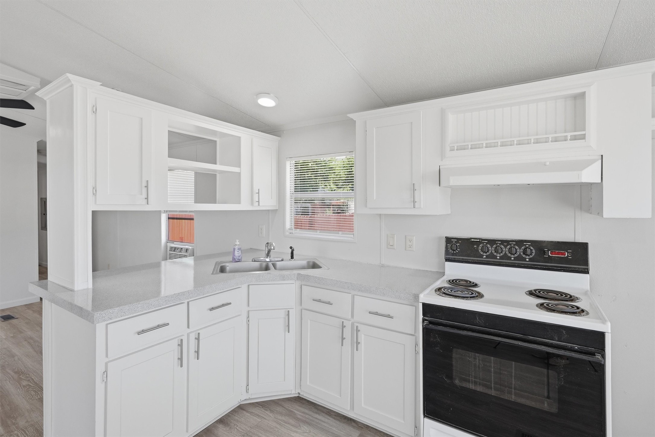 902 Flamingo Granbury TX 76049