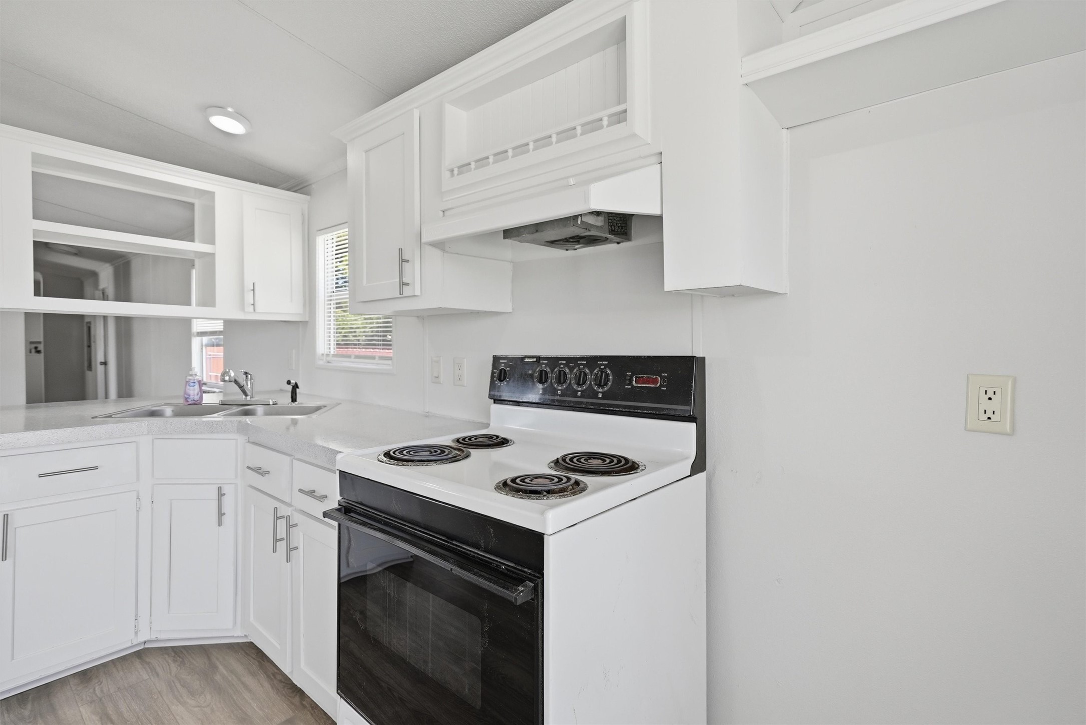 902 Flamingo Granbury TX 76049