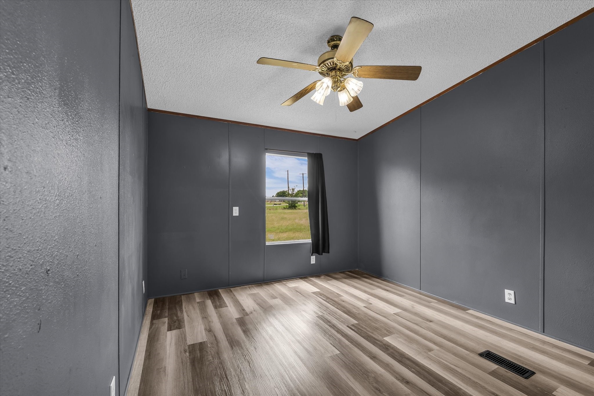 3615 Spring Valley Road Lorena TX 76655