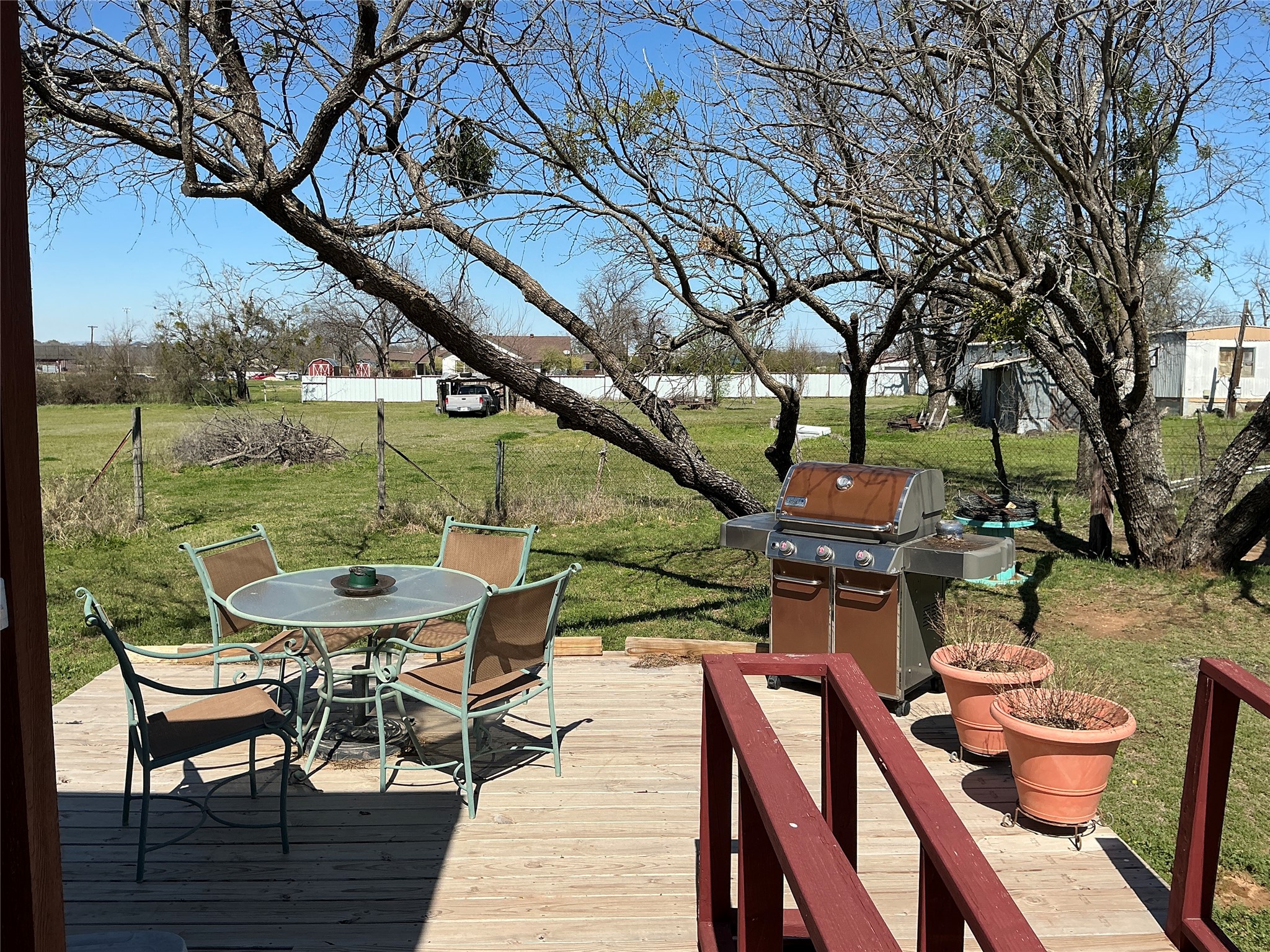 1017 W Ross Avenue De Leon TX 76444