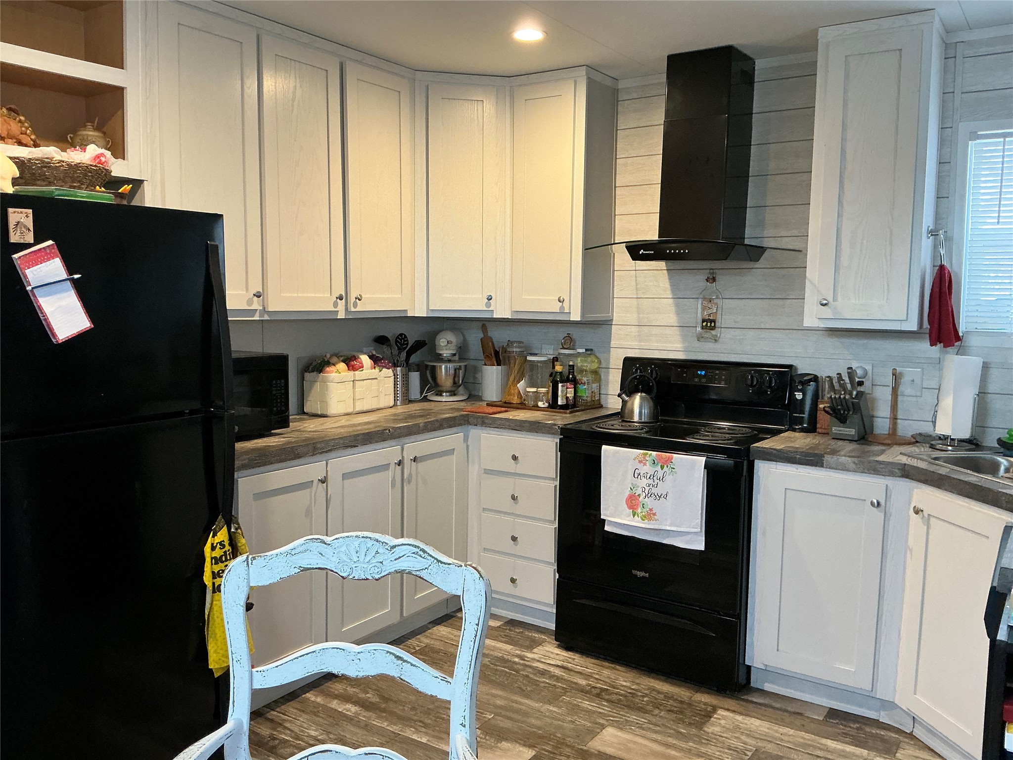 1017 W Ross Avenue De Leon TX 76444