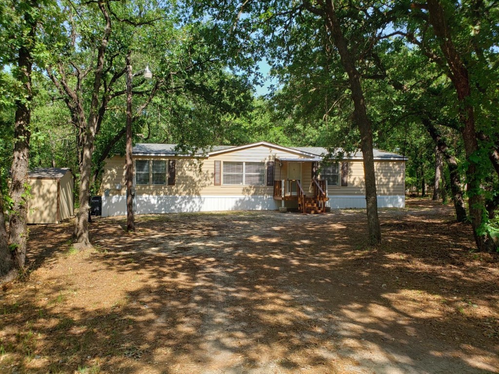 442 Sandy Oaks Road Springtown TX 76082