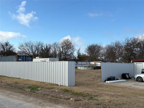 204 W Eaton Avenue Graford TX 76449