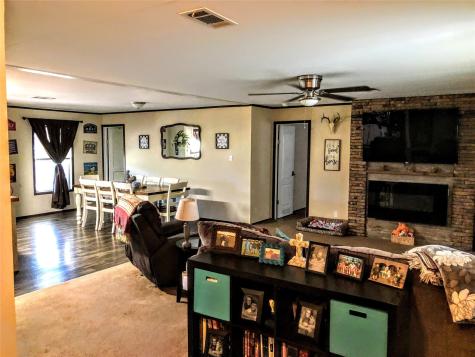204 W Eaton Avenue Graford TX 76449