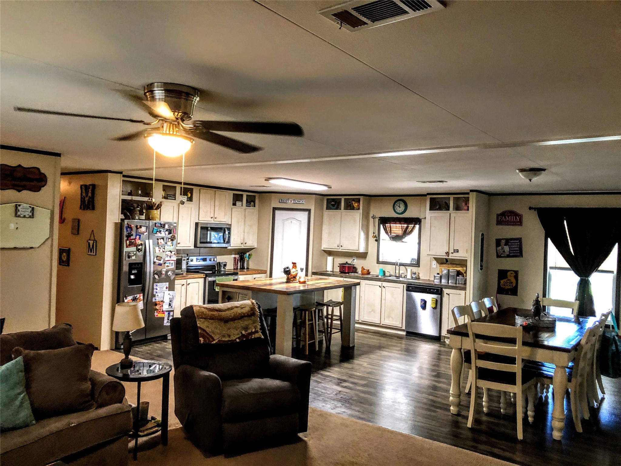 204 W Eaton Avenue Graford TX 76449