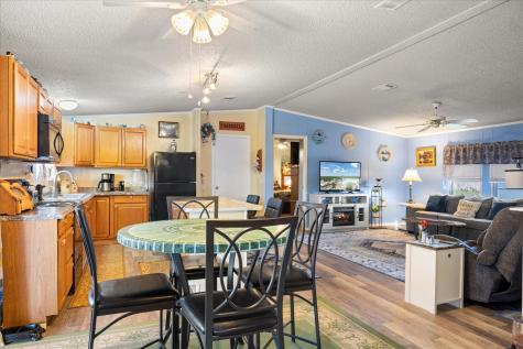 900 Flamingo Road Granbury TX 76049
