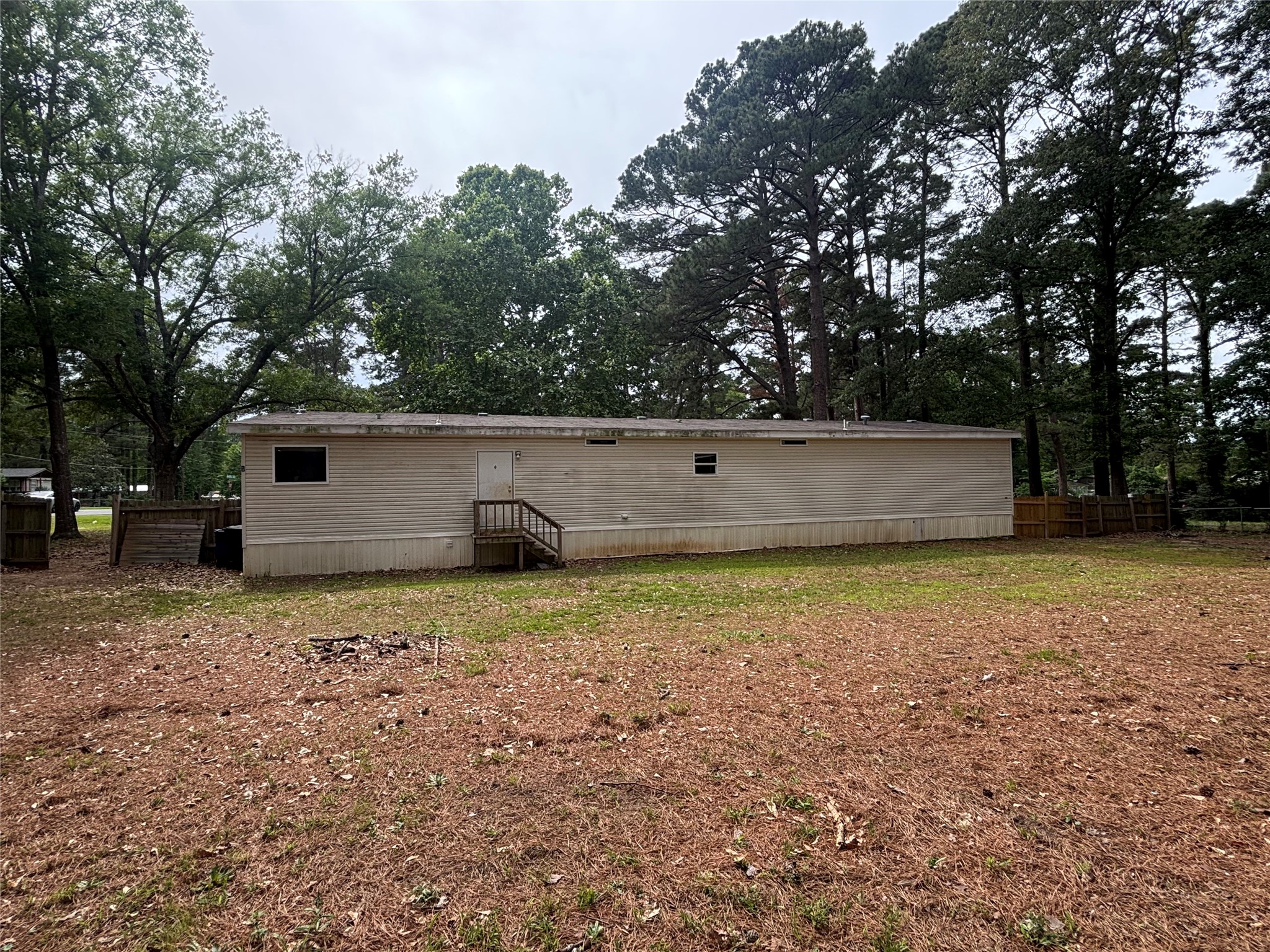 10297 Mcelroy Drive Keithville LA 71047