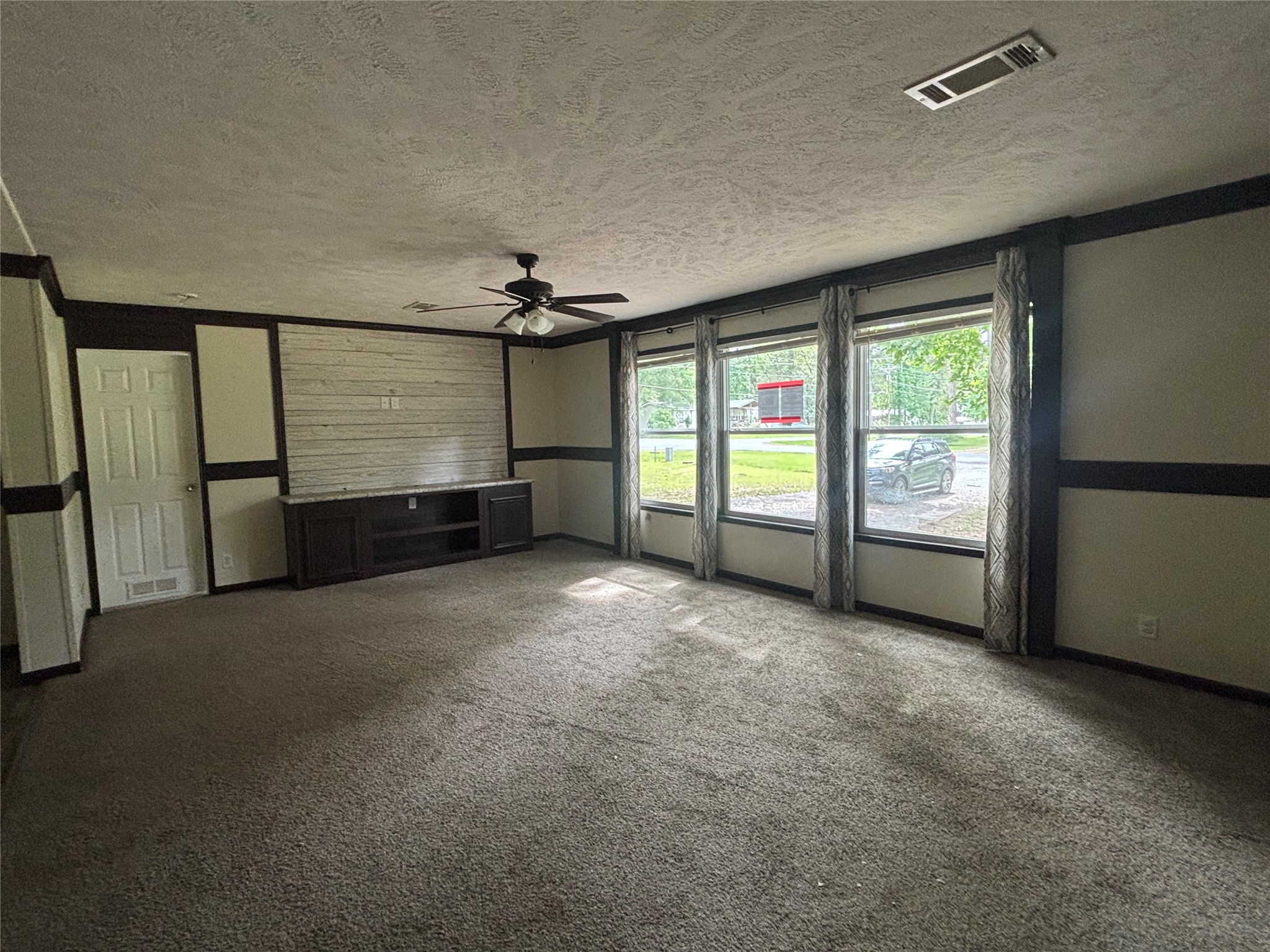 10297 Mcelroy Drive Keithville LA 71047