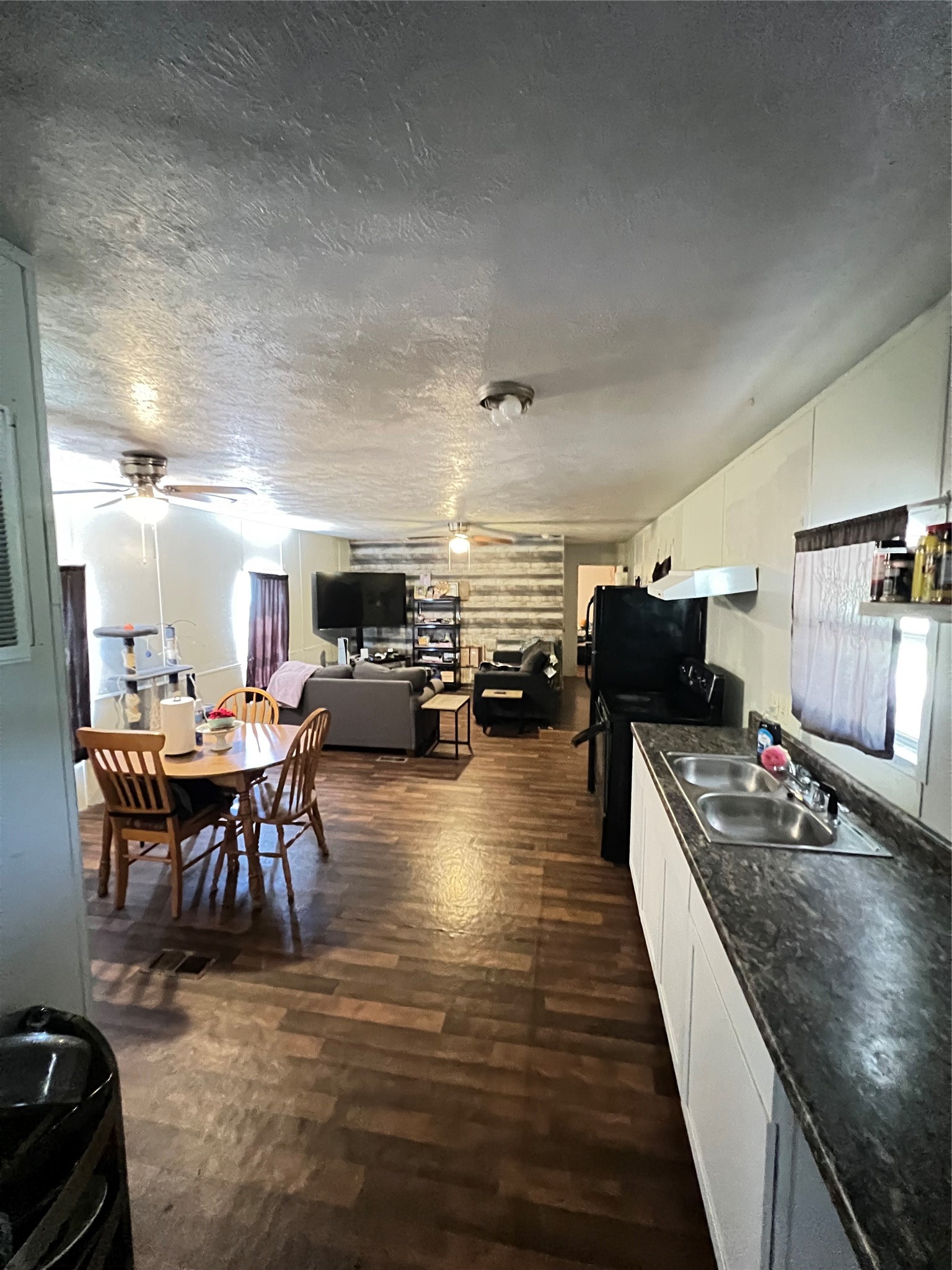 4215 Lanark Drive Cresson TX 76035