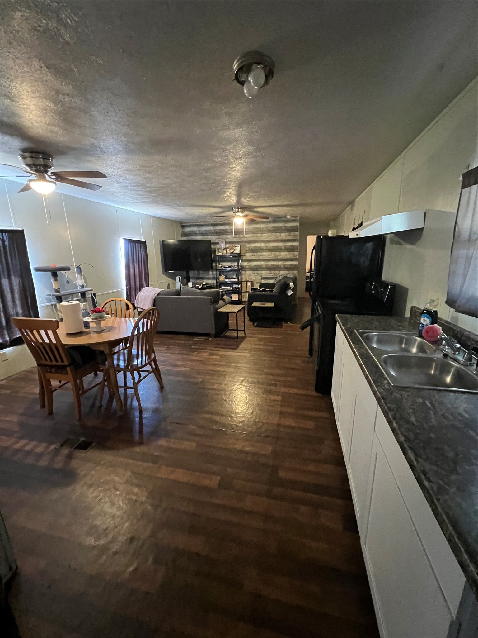 4215 Lanark Drive Cresson TX 76035