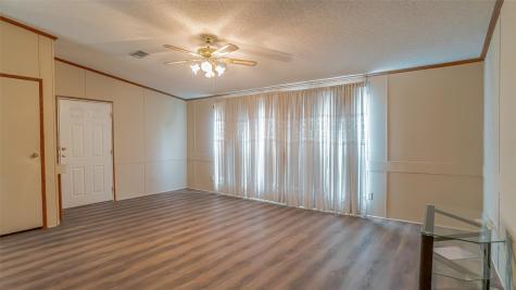 2717 Creek Drive Granbury TX 76048