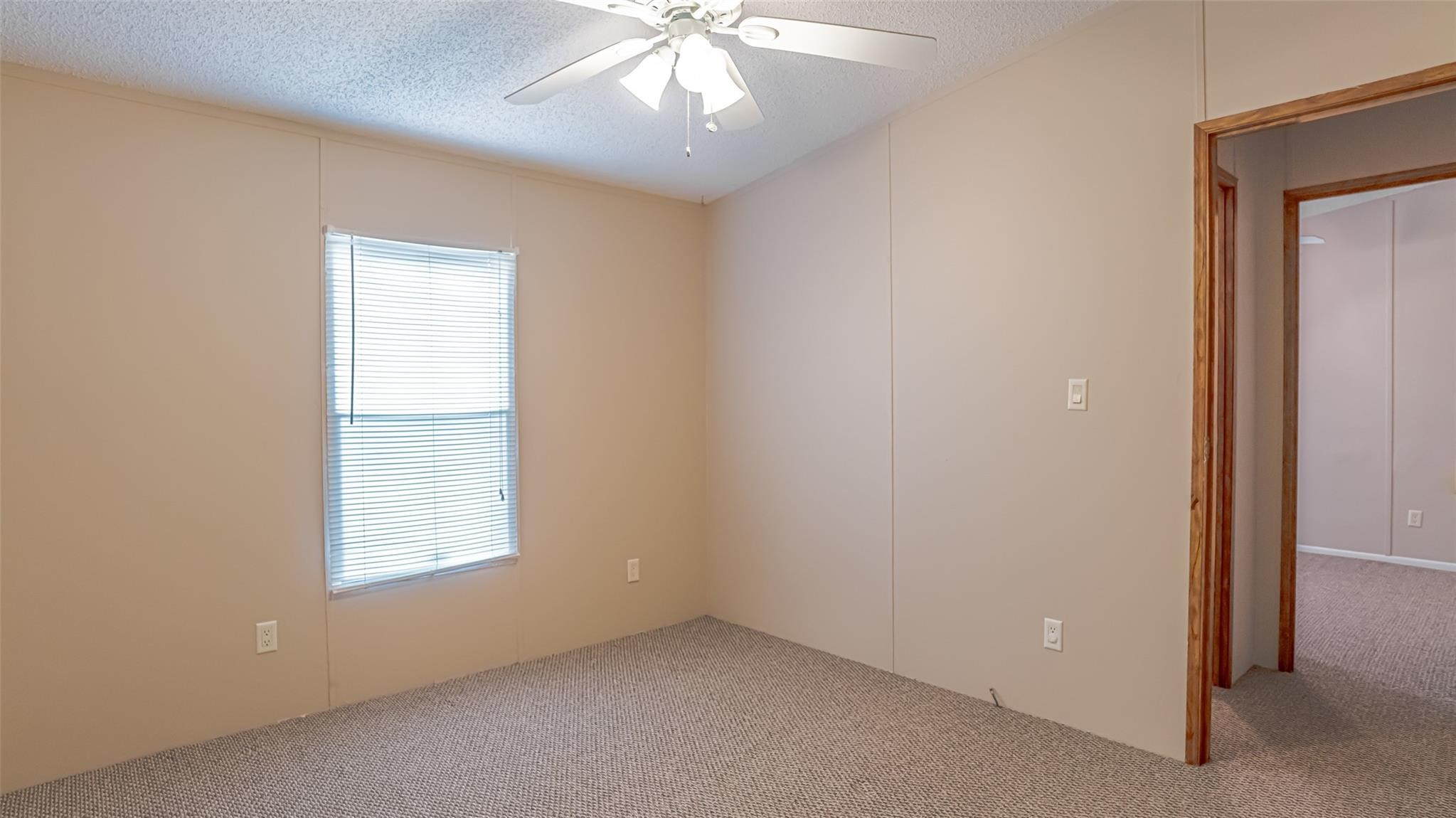 2717 Creek Drive Granbury TX 76048