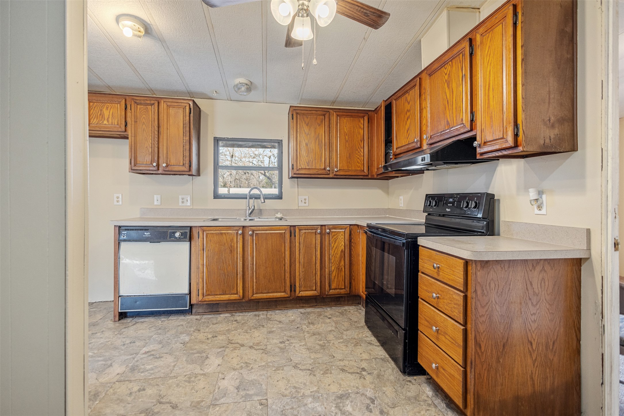 107 Meadowlark Lane Mabank TX 75156