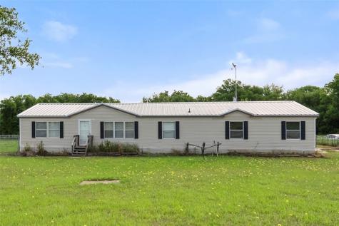2504 Gills Crossing Court Alvarado TX 76009