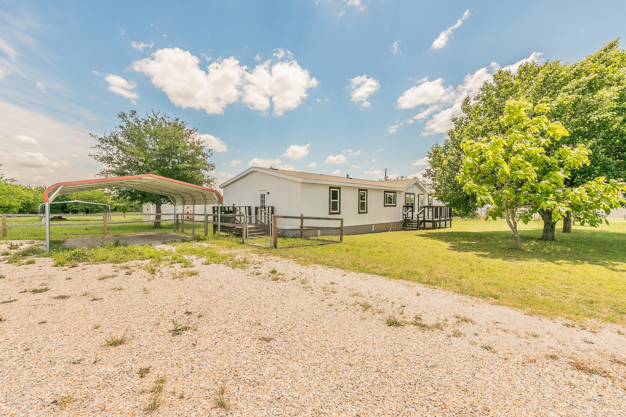 249 Private Road 4434 Rhome TX 76078