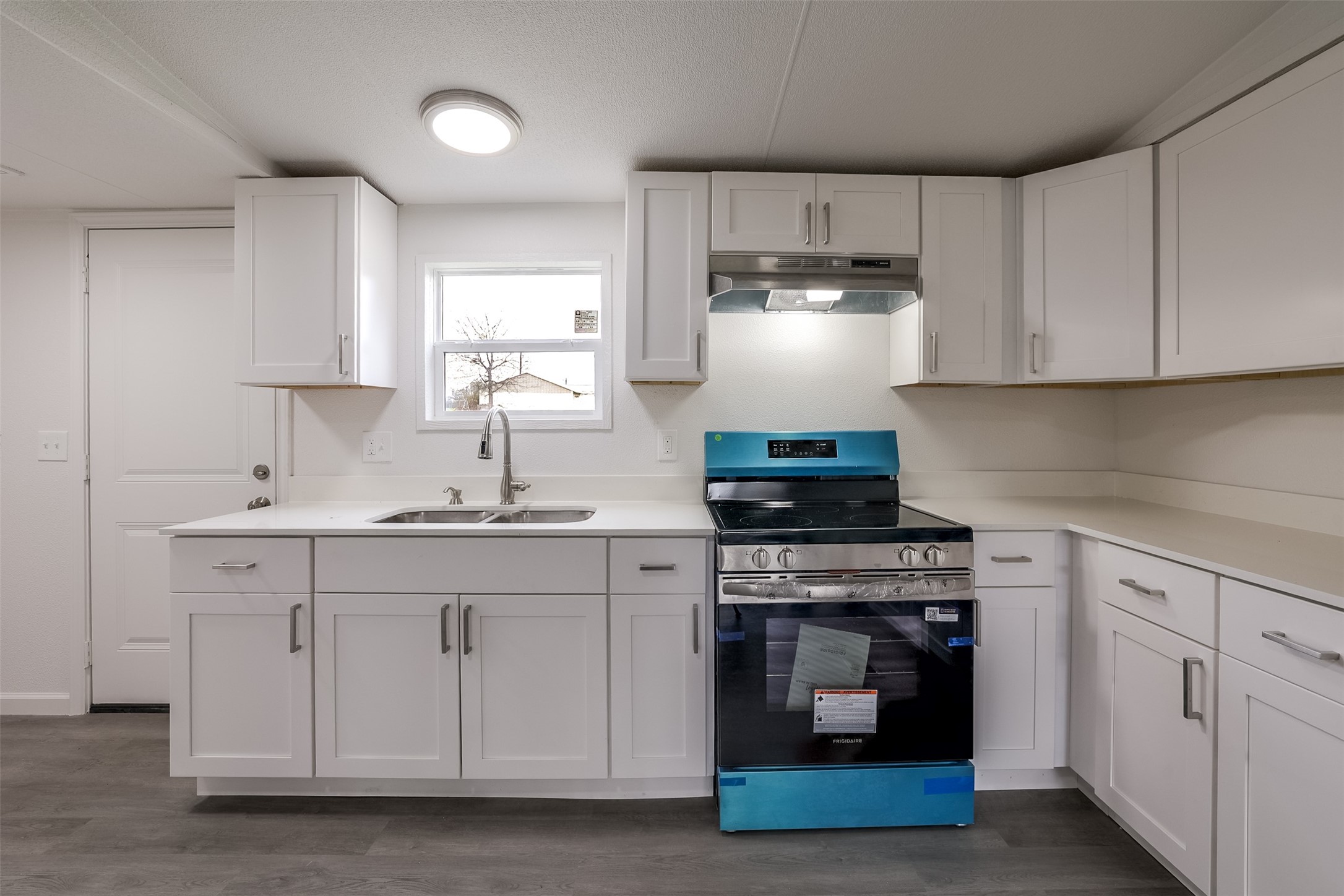 945 Walnut Street Reno TX 76020