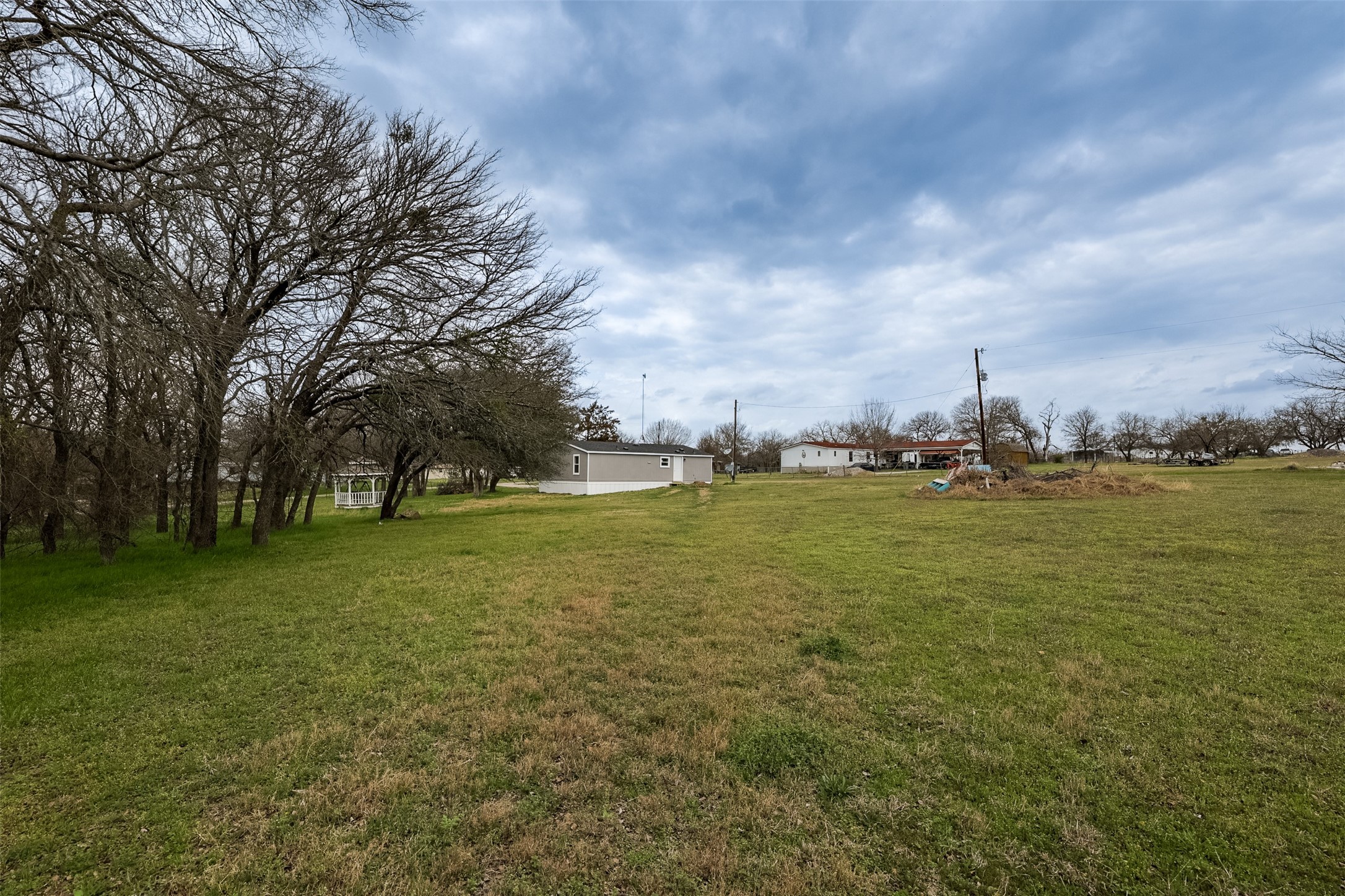 945 Walnut Street Reno TX 76020