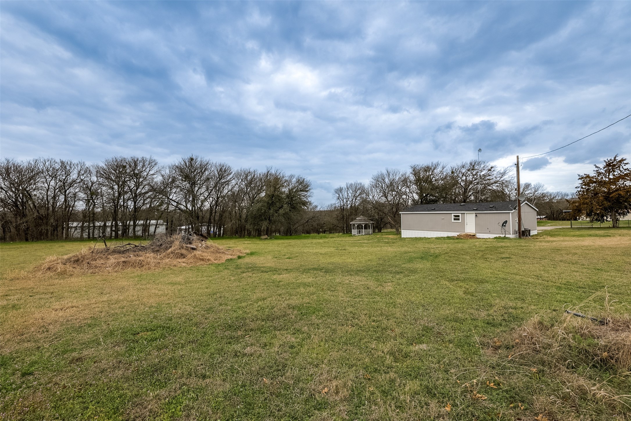 945 Walnut Street Reno TX 76020