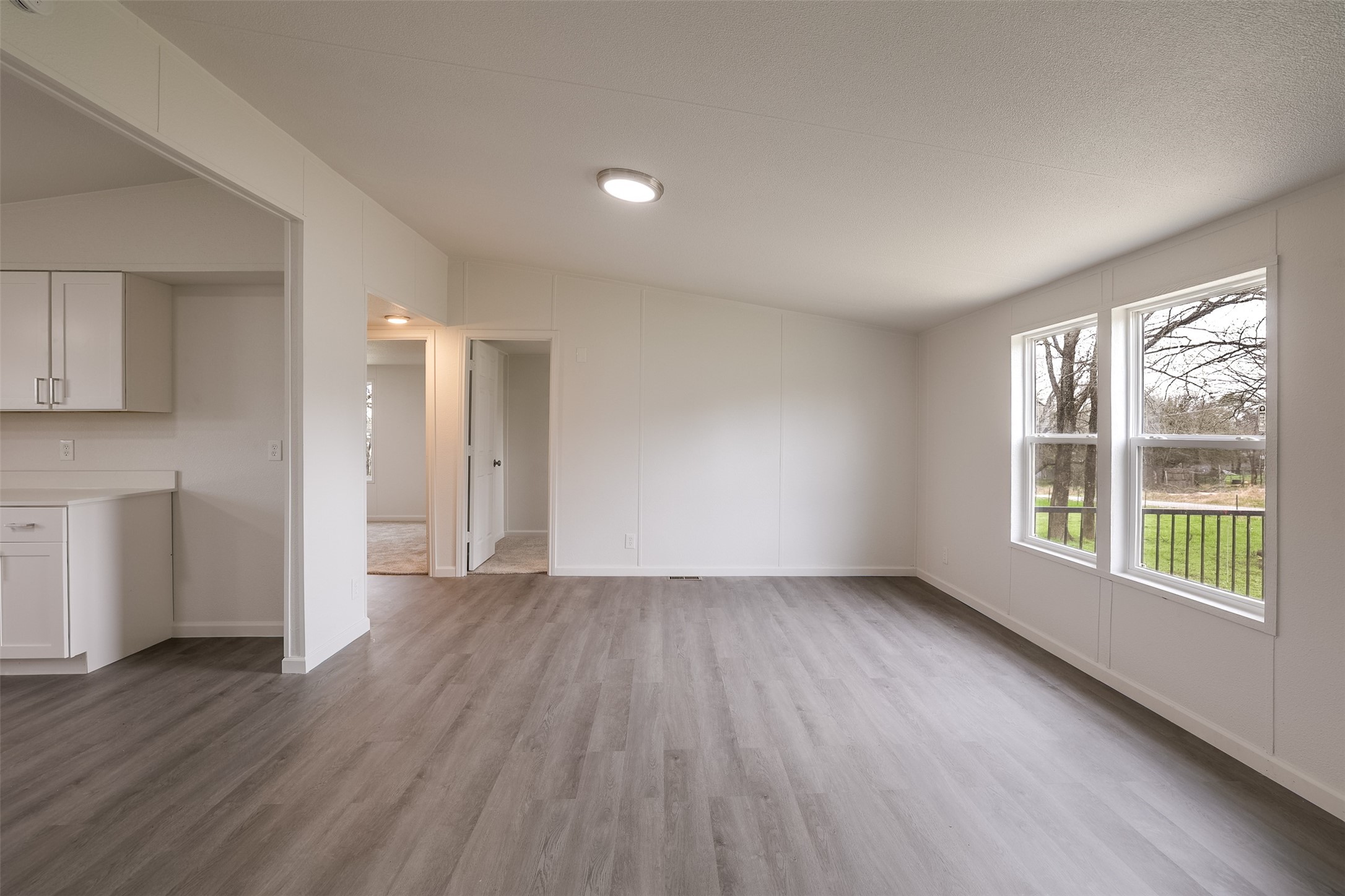 945 Walnut Street Reno TX 76020