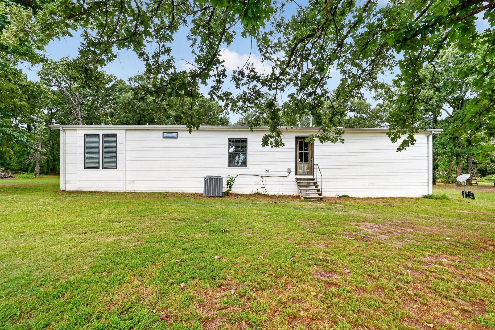 1001 N Seven Points Drive Kemp TX 75143